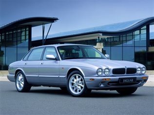 Jaguar XJ, Седан 1994-2003