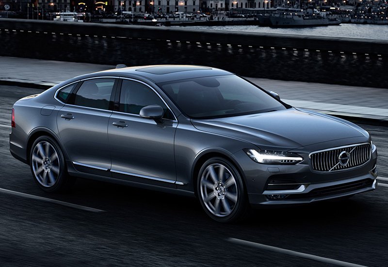 Volvo S90 T8