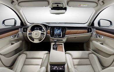 Volvo S90 T8