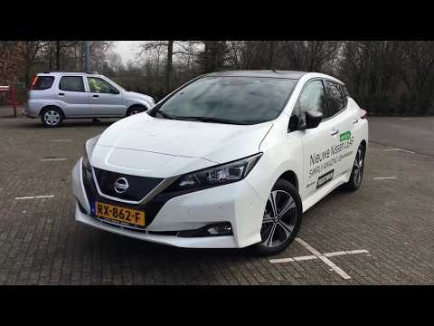 Интерьер Nissan Leaf II