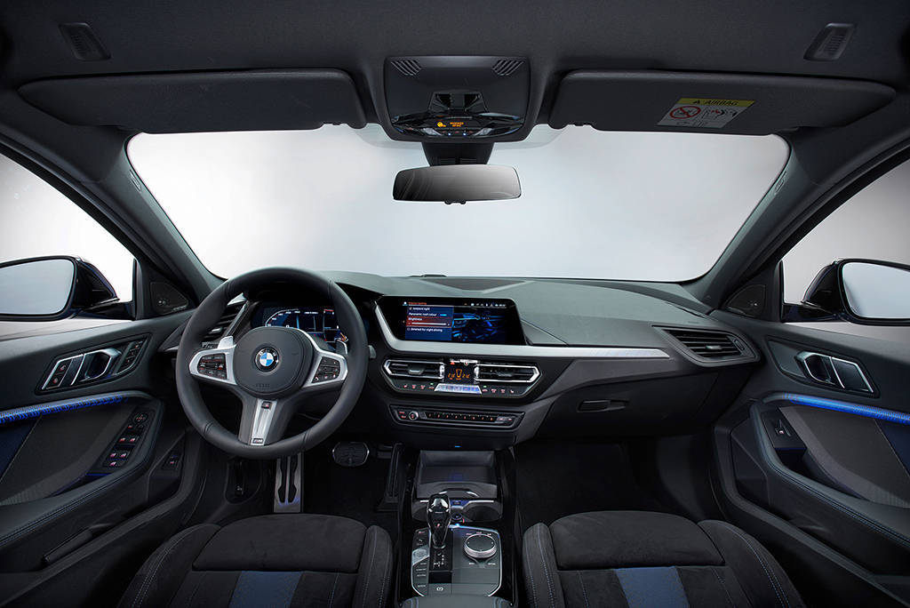 хэтчбек BMW 1-Series 2019-2020 года 3 поколения