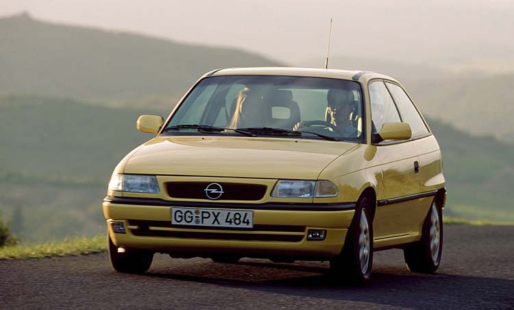 Opel Astra I поколения