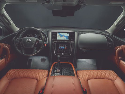 фото интерьер Nissan Patrol 2019-2020