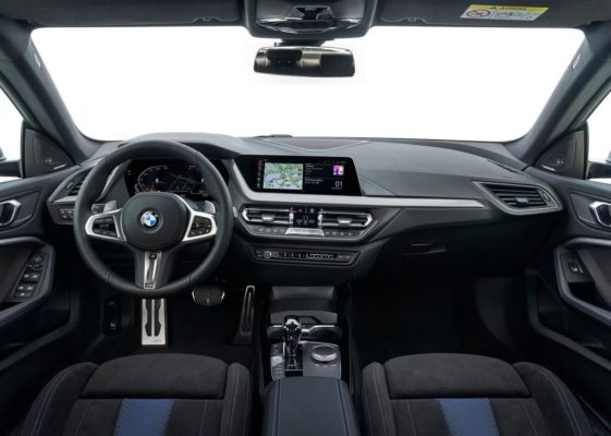 фото салон BMW 2-Series Gran Coupe 2020-2021