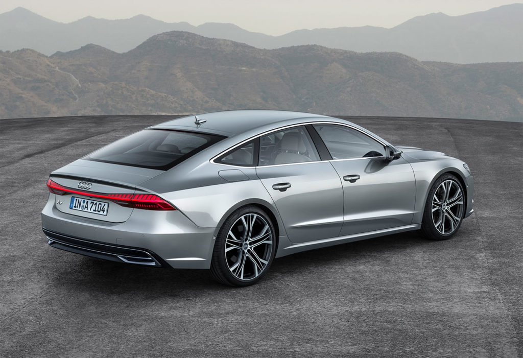 фото Audi A7 Sportback 2018-2019 вид сзади