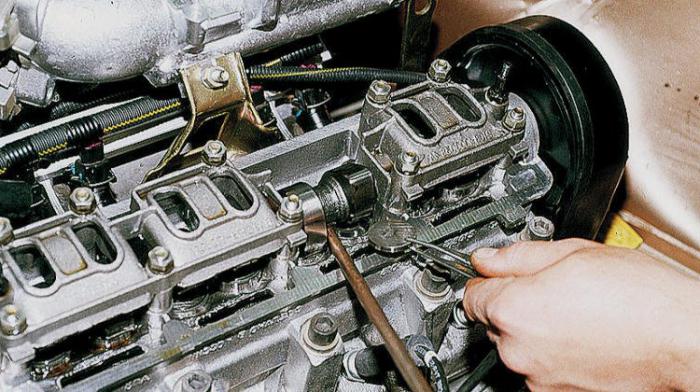 adjusting the valves VAZ 2108