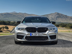 BMW M5 F90 фото