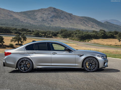 BMW M5 F90 фото