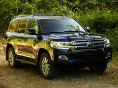 Toyota Land Cruiser фото