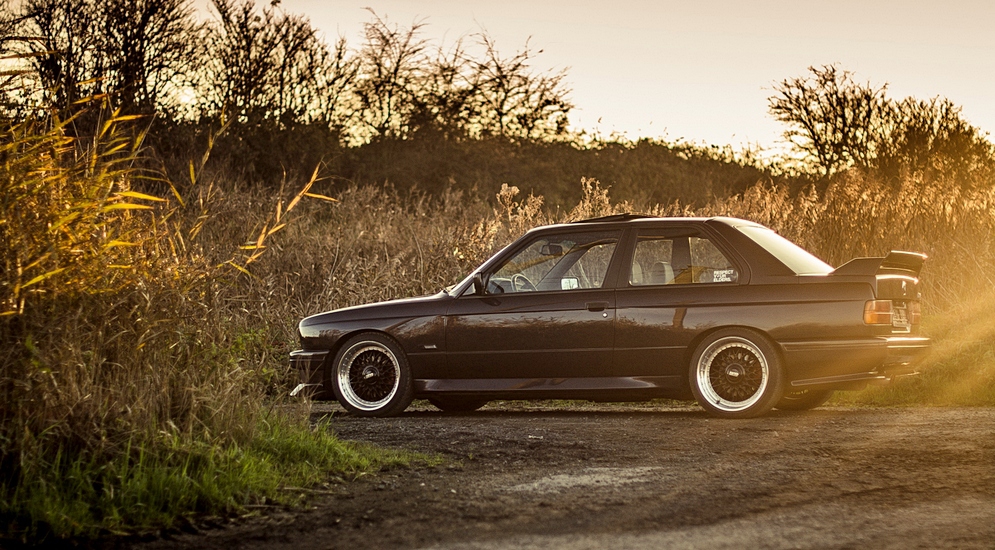 bmw-e30m3-racing-winner-cecotto.jpg