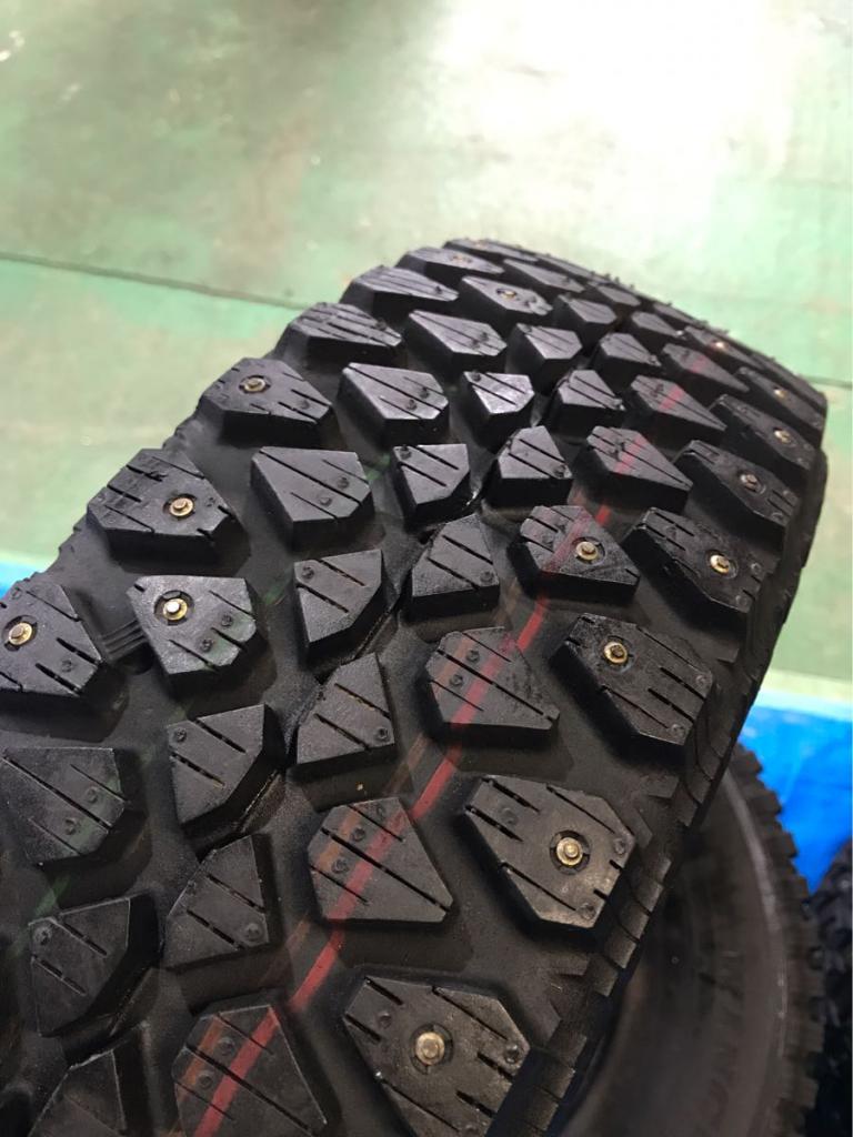 Шипованные шины Dunlop